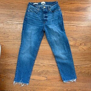 Women's Universal Threads Size 6S Blue Jeans